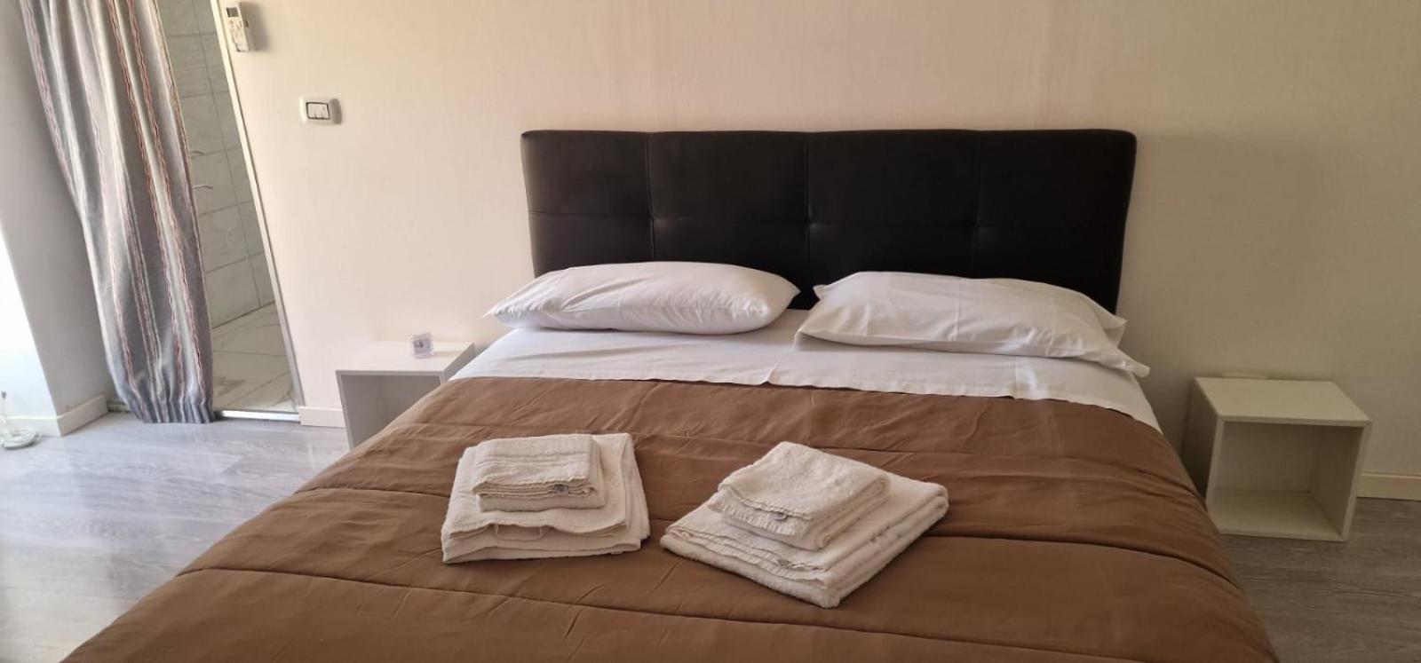 Di Fronzo Guest House T Triggiano Exterior photo